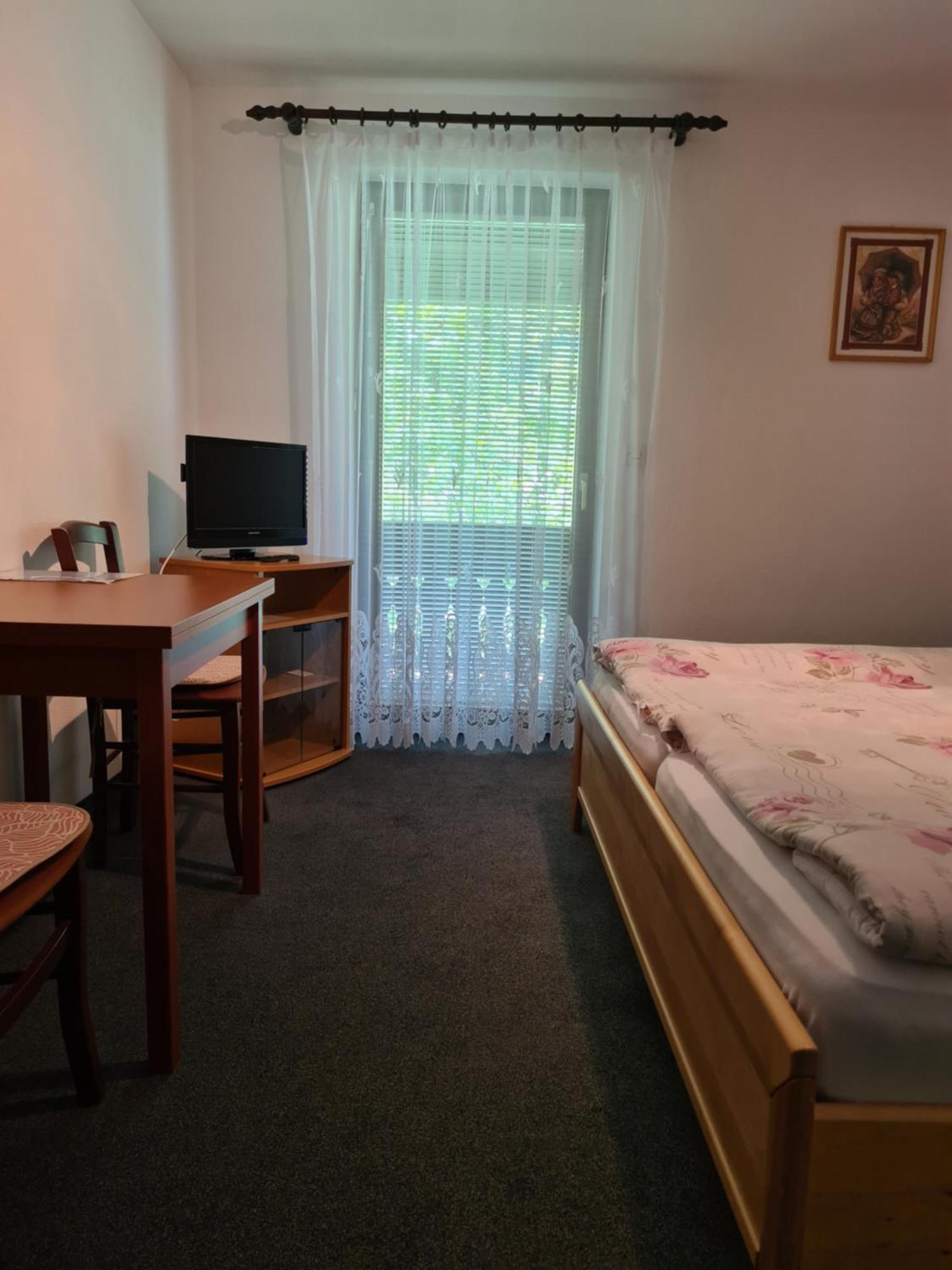 Bed and Breakfast Gostilna Batist Bohinjska Bela Habitación foto